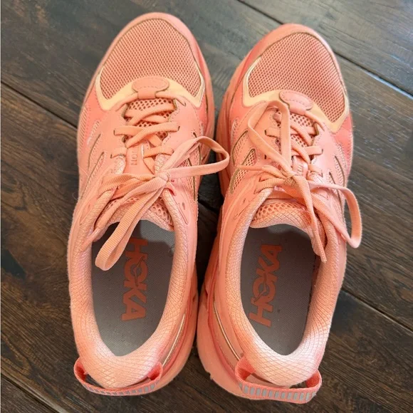 Hoka One Clifton L Orange Coral Athletic Shoes Size 10 - Picture 6 of 13